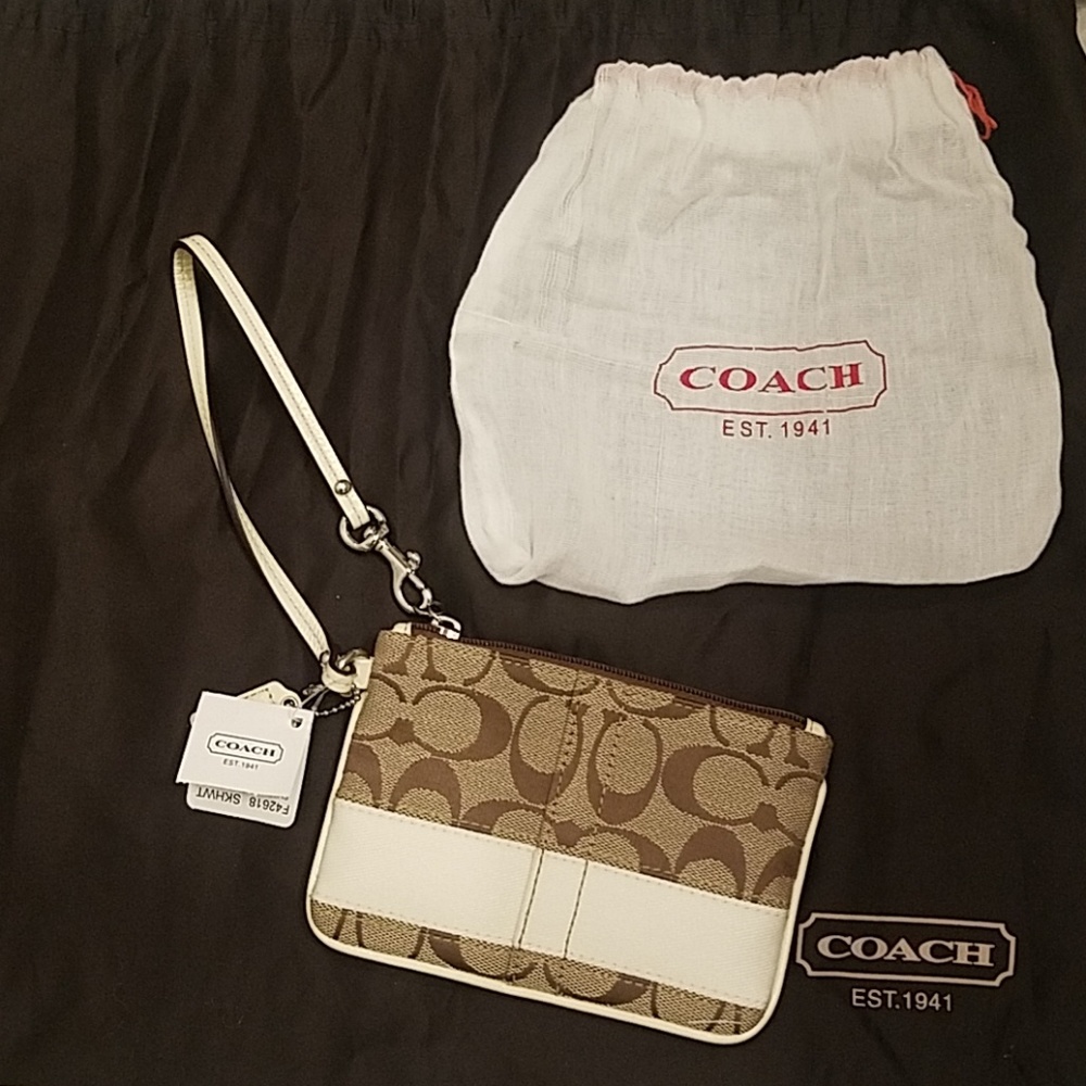 NWT COACH Khaki & White Wristlet